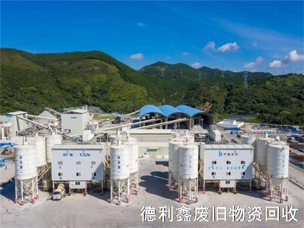 張家口回收攪拌站，專業(yè)攪拌站設(shè)備回收